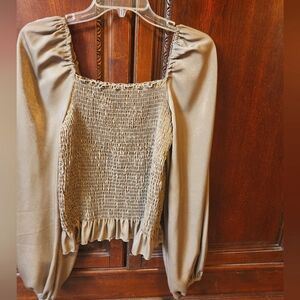 Ladies Size Medium Blouse